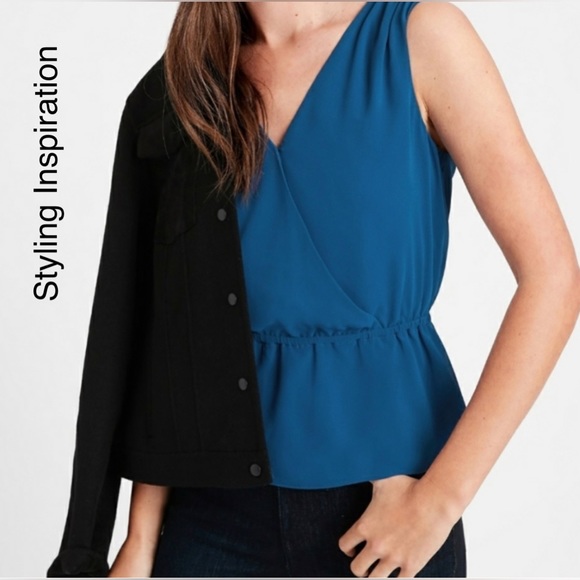 DKNY silky beaded tank, teal blue top green, Tank Top, sleeveless, beaded top - Picture 4 of 9